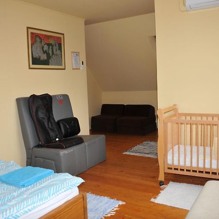 לינה וארוחת בוקר Apostag Casa Napsugar Panzio חדר תמונה